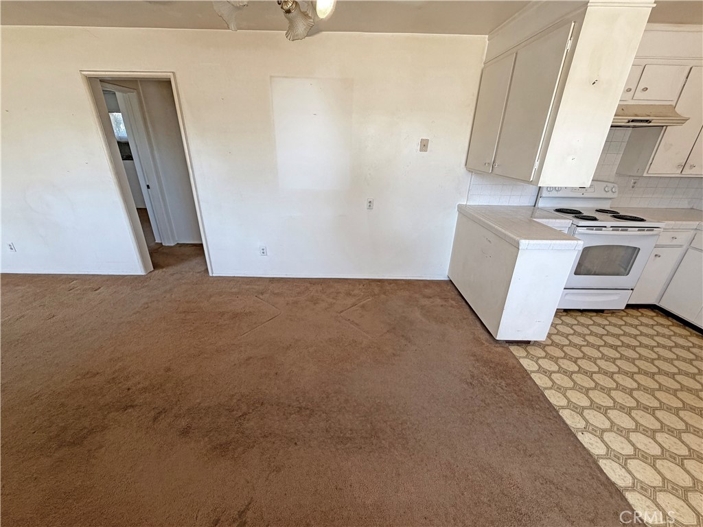 7426 Elata Property Photo 8