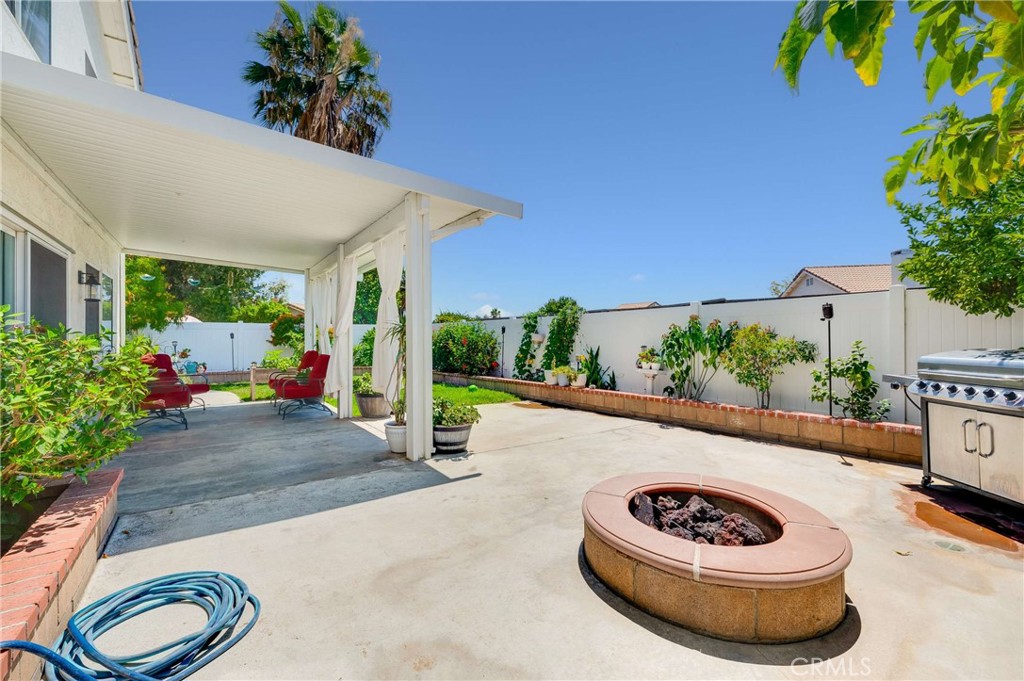1121 Country Place Property Photo 27
