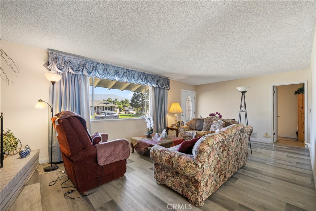 330 Golden Carriage Property Photo 10