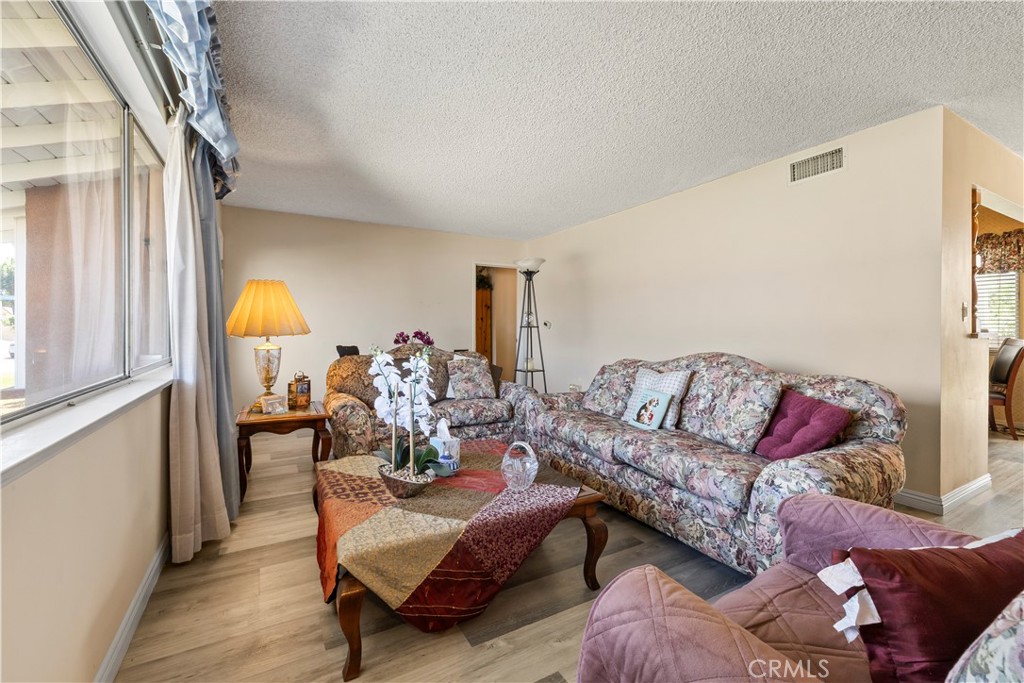 330 Golden Carriage Property Photo 11