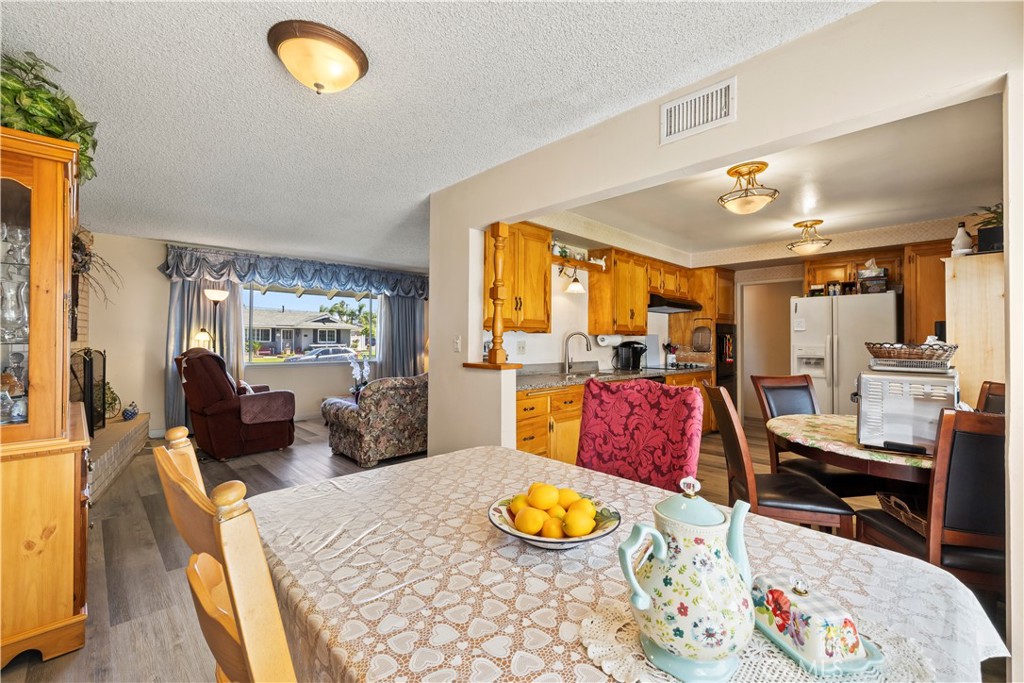 330 Golden Carriage Property Photo 14