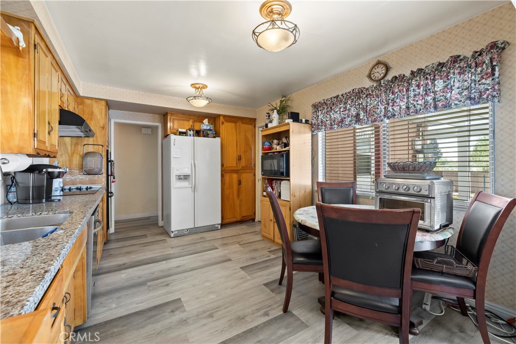 330 Golden Carriage Property Photo 15