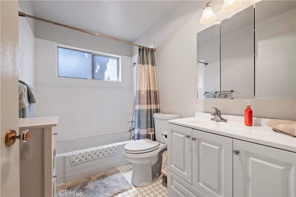 330 Golden Carriage Property Photo 21
