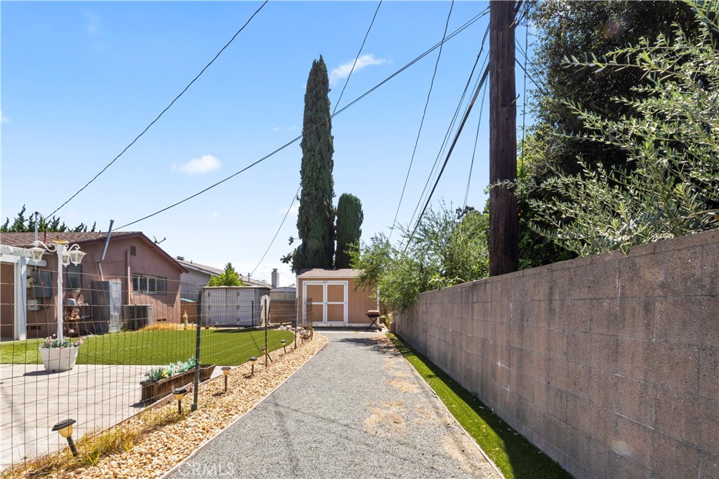 330 Golden Carriage Property Photo 42