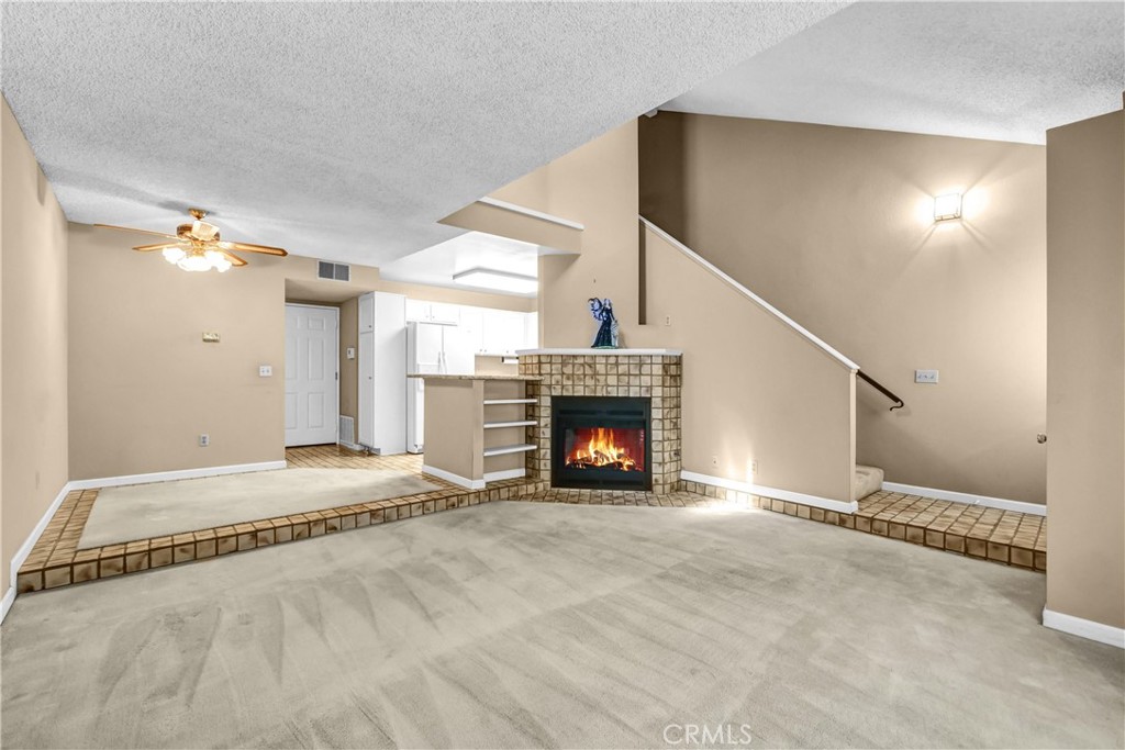 960 W Arrow E Property Photo 5