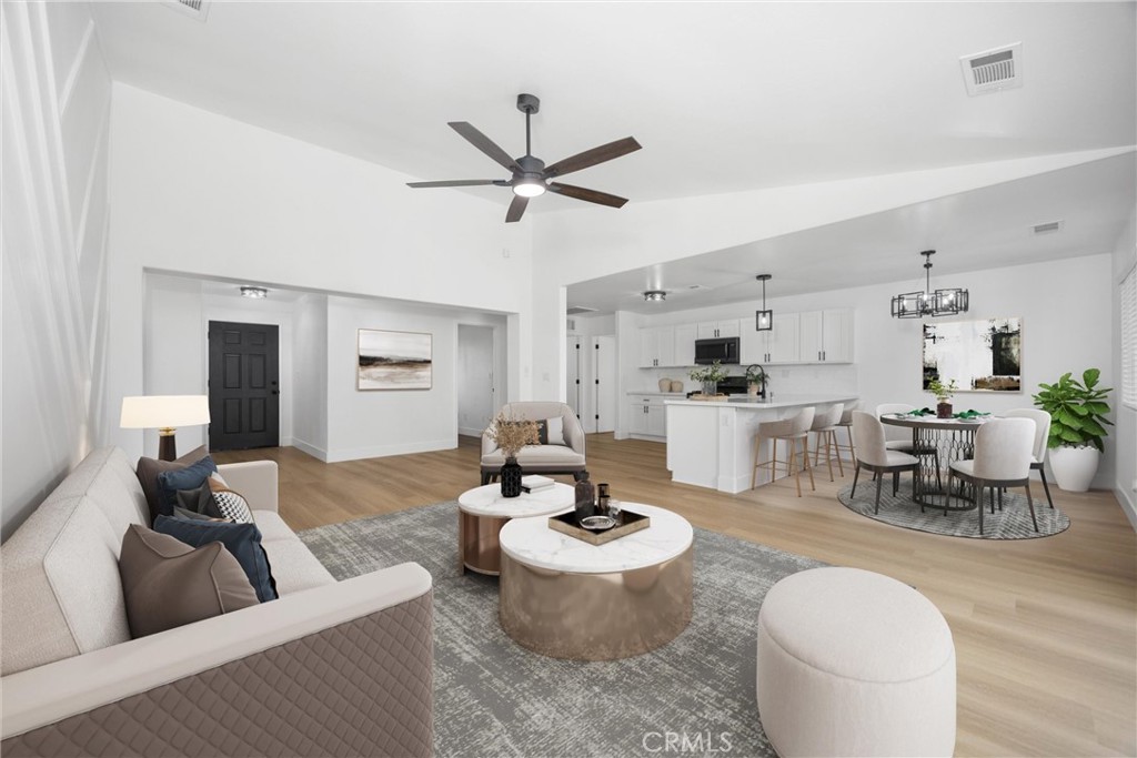 11607 Zancara Property Photo 6