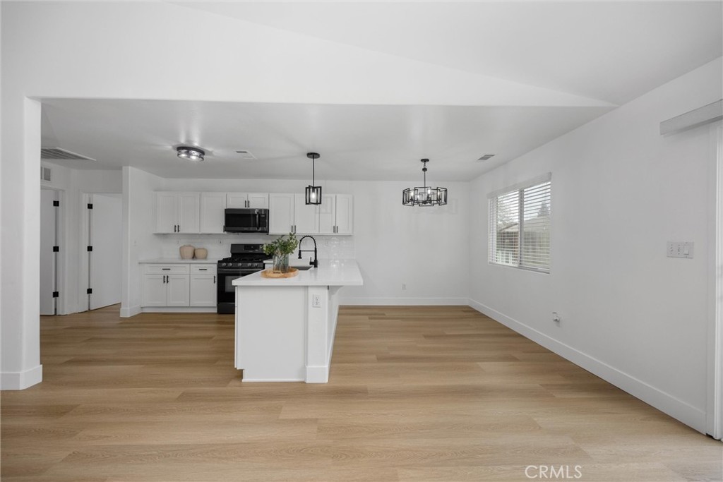 11607 Zancara Property Photo 17