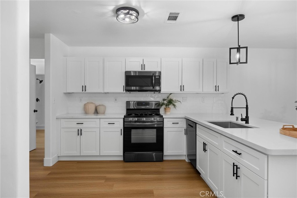11607 Zancara Property Photo 19