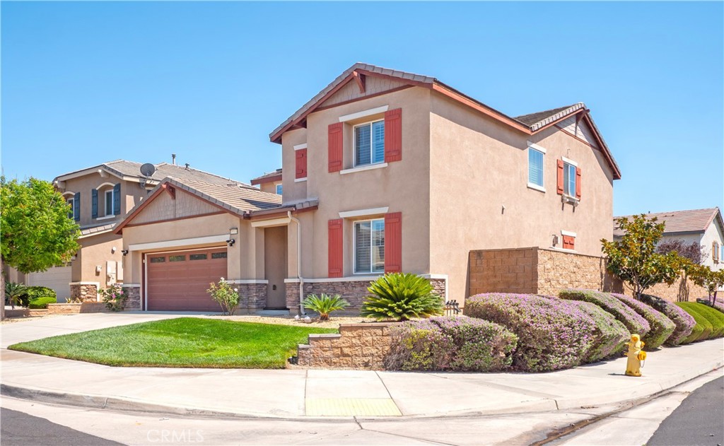 15333 Chive Property Photo 2