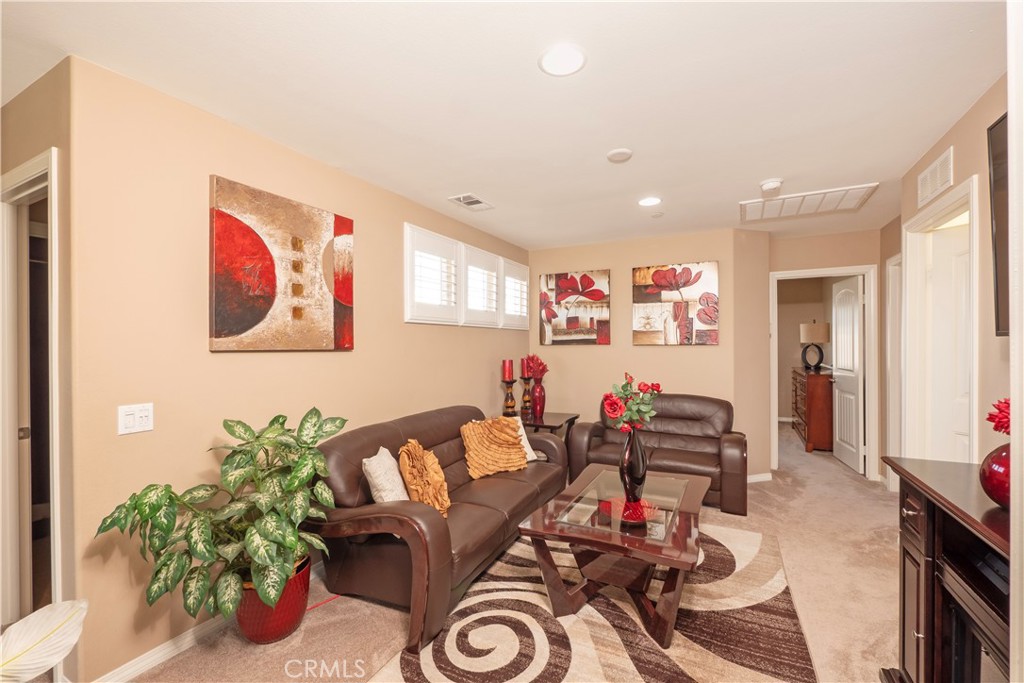 15333 Chive Property Photo 31