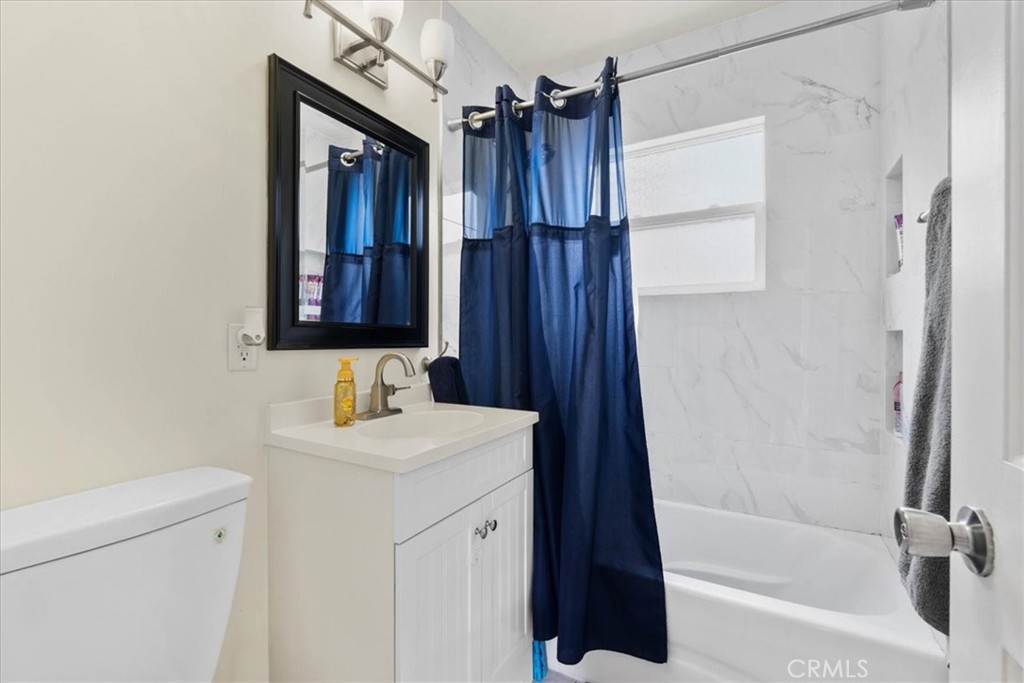 1858 E Edgecomb Street Property Photo 17