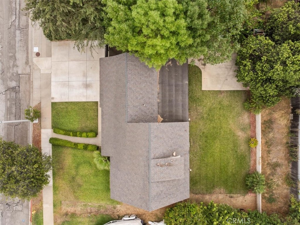 1858 E Edgecomb Street Property Photo 28
