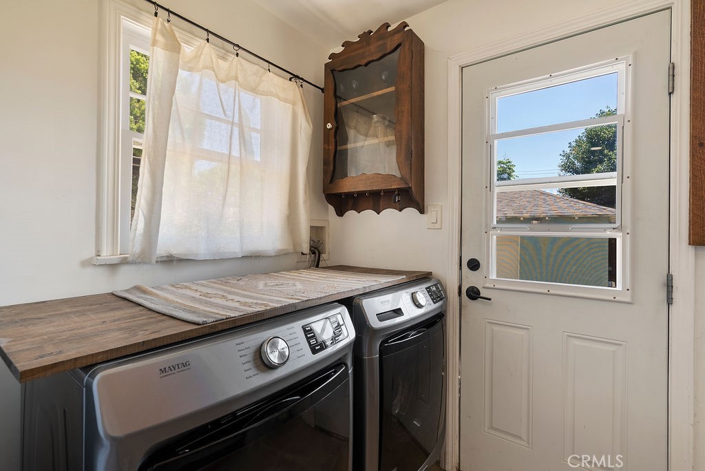 346 W Artesia Property Photo 13