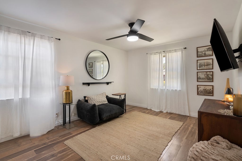 346 W Artesia Property Photo 15