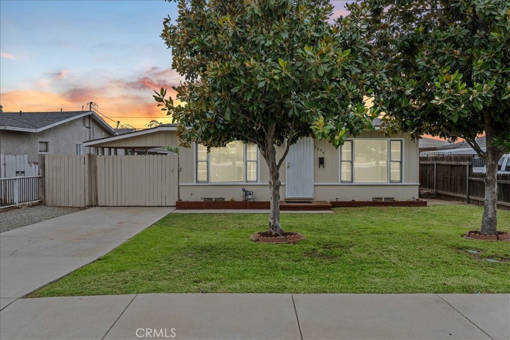 5609 Bandera Property Photo