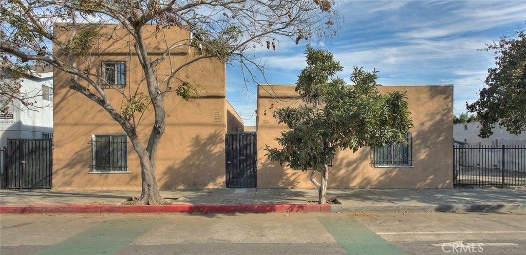 10606 Avalon Boulevard Property Photo 1
