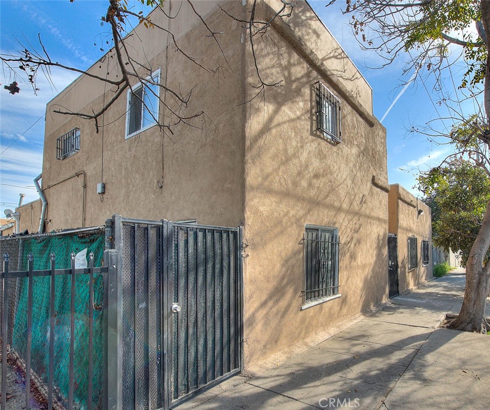 10606 Avalon Boulevard Property Photo 17