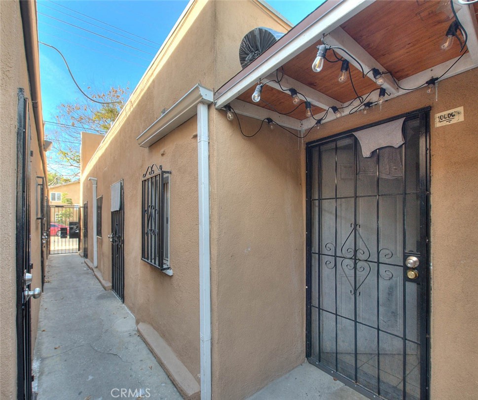 10606 Avalon Boulevard Property Photo 22