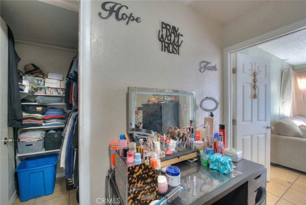 10606 Avalon Boulevard Property Photo 44