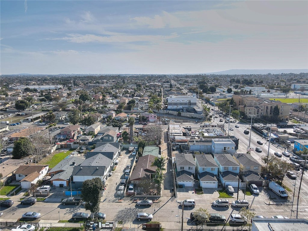 10606 Avalon Boulevard Property Photo 49