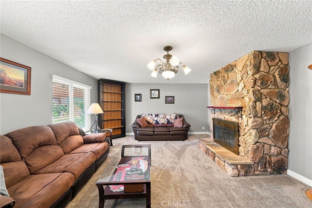 14334 Anthony Place Property Photo 10