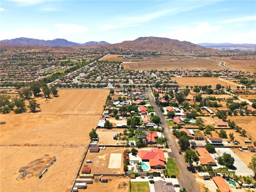 14334 Anthony Place Property Photo 63