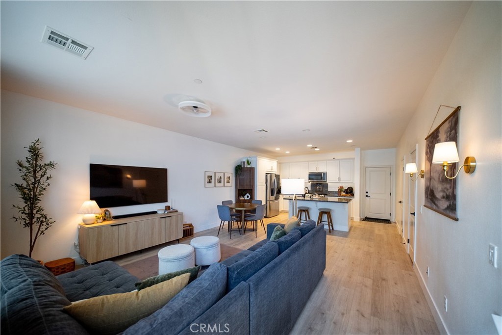 3078 E Via Rosso Property Photo 4