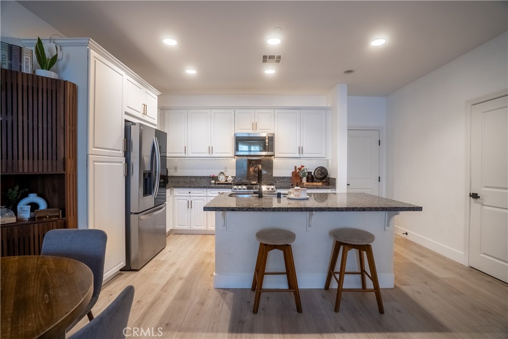 3078 E Via Rosso Property Photo 8