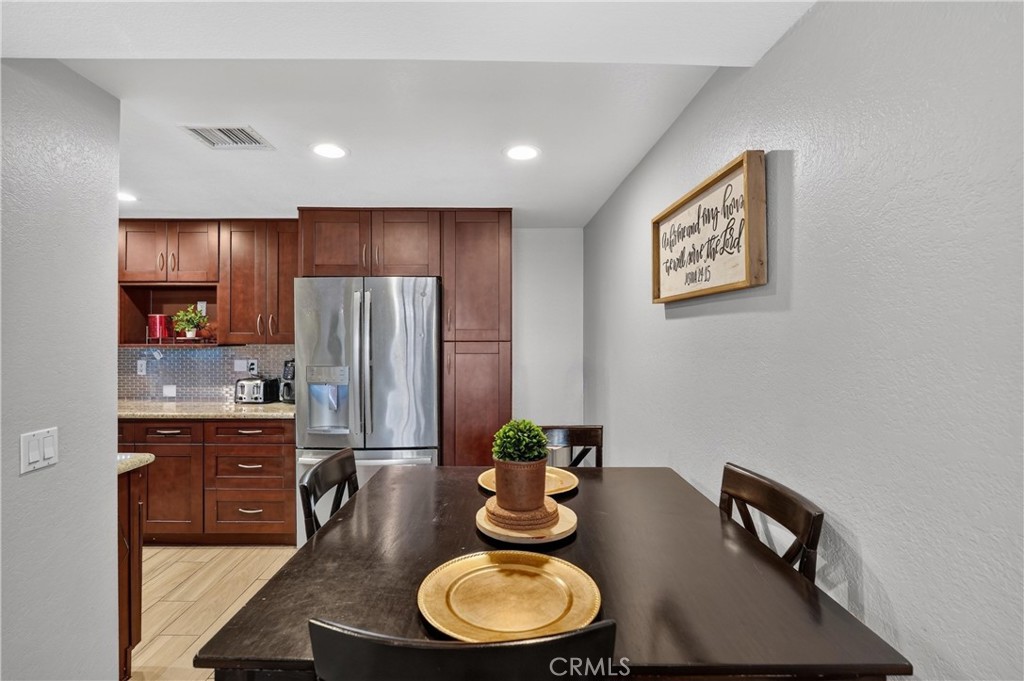 435 W 9th B3 Property Photo 9
