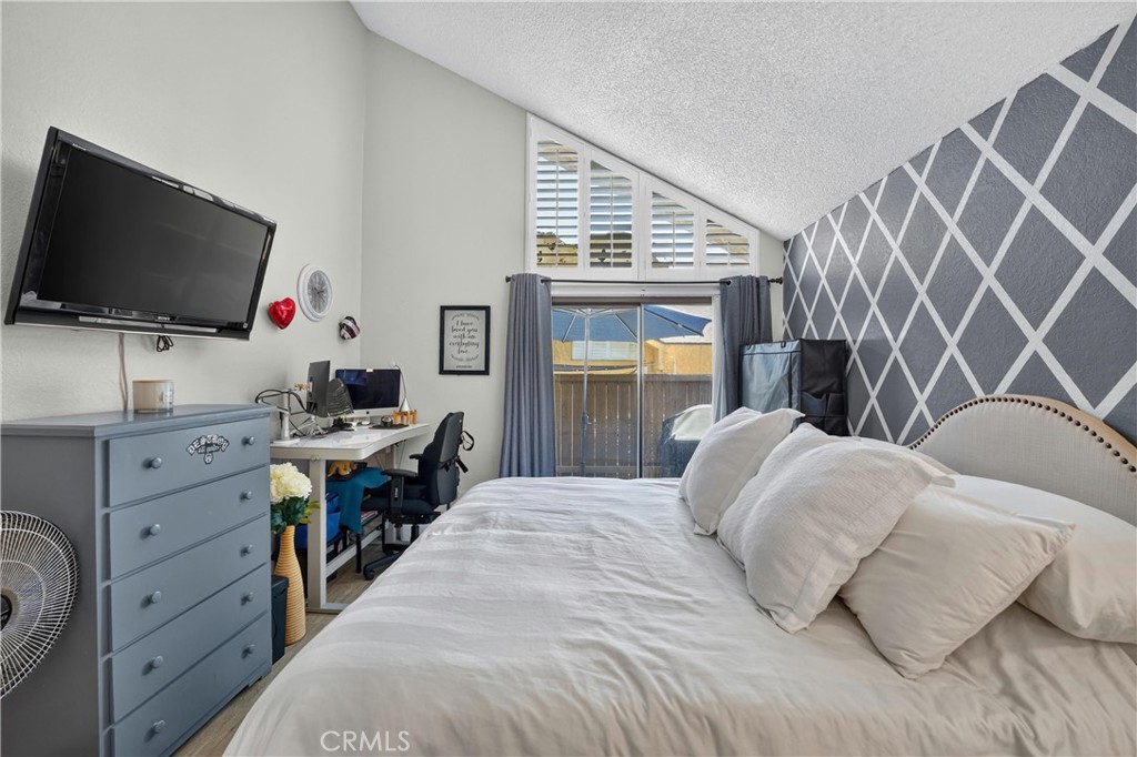 435 W 9th B3 Property Photo 16