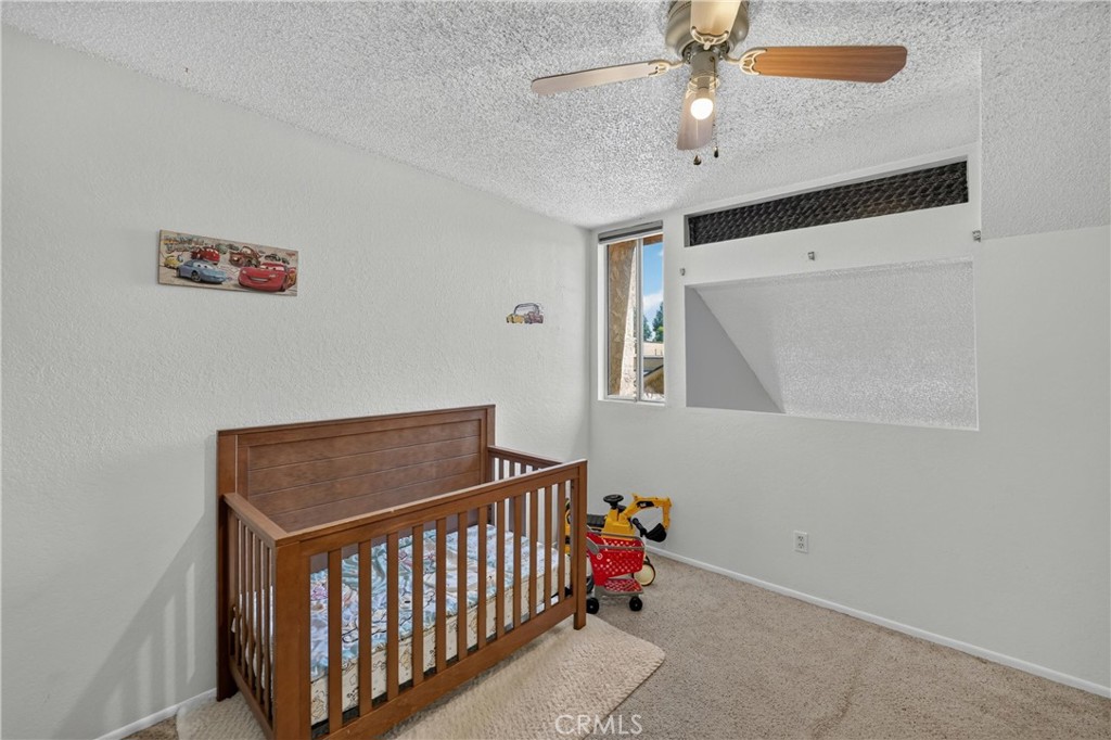 435 W 9th B3 Property Photo 24