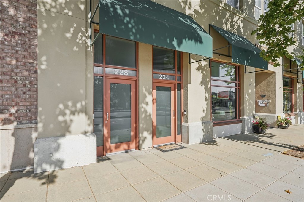 228 S San Dimas Avenue Property Photo 1