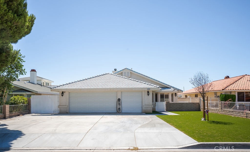 26249 Fleet Lane Property Photo 1
