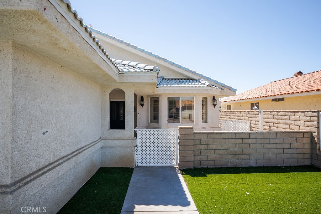 26249 Fleet Lane Property Photo 3