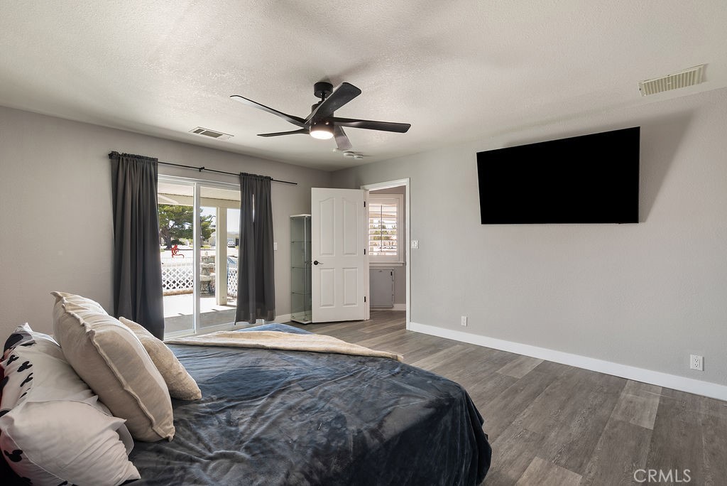 26249 Fleet Lane Property Photo 18