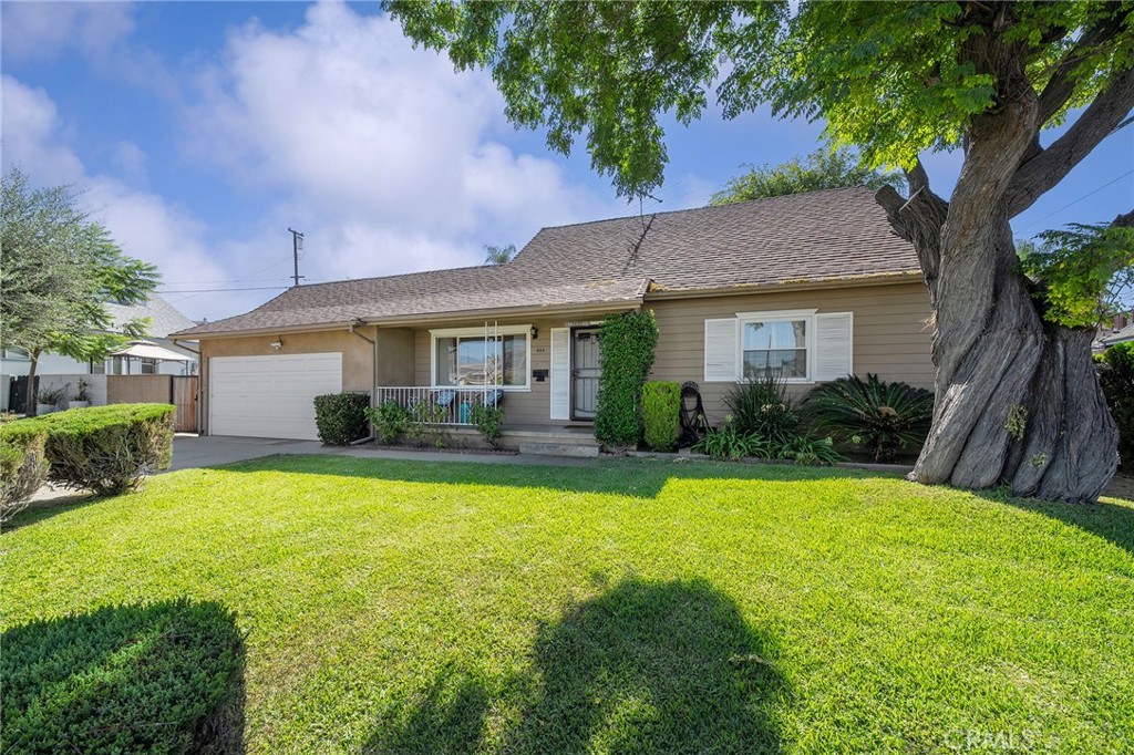 604 N Charter Property Photo 1