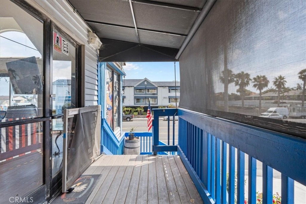 16927 Pacific Coast Property Photo 5