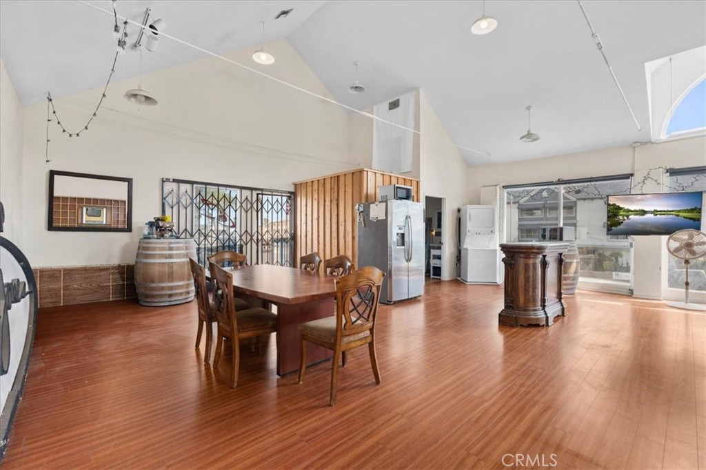 16927 Pacific Coast Property Photo 12
