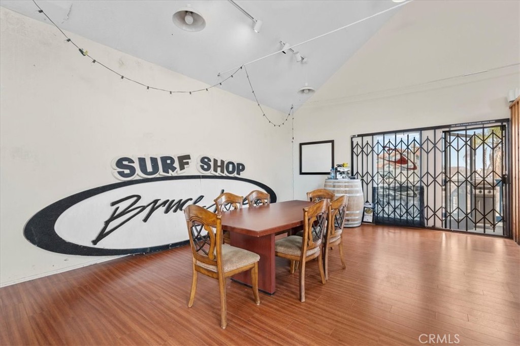 16927 Pacific Coast Property Photo 13