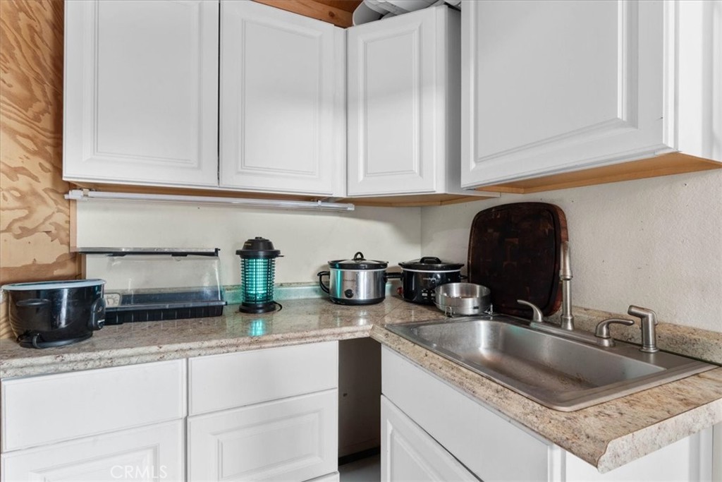 16927 Pacific Coast Property Photo 20