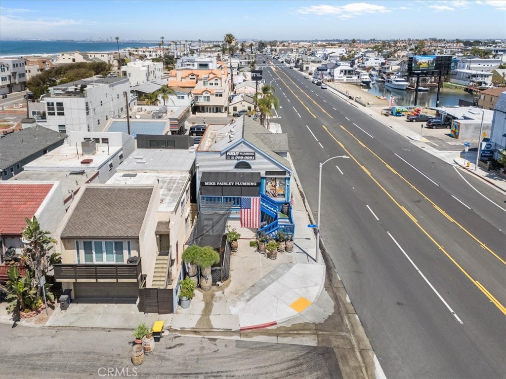16927 Pacific Coast Property Photo 30