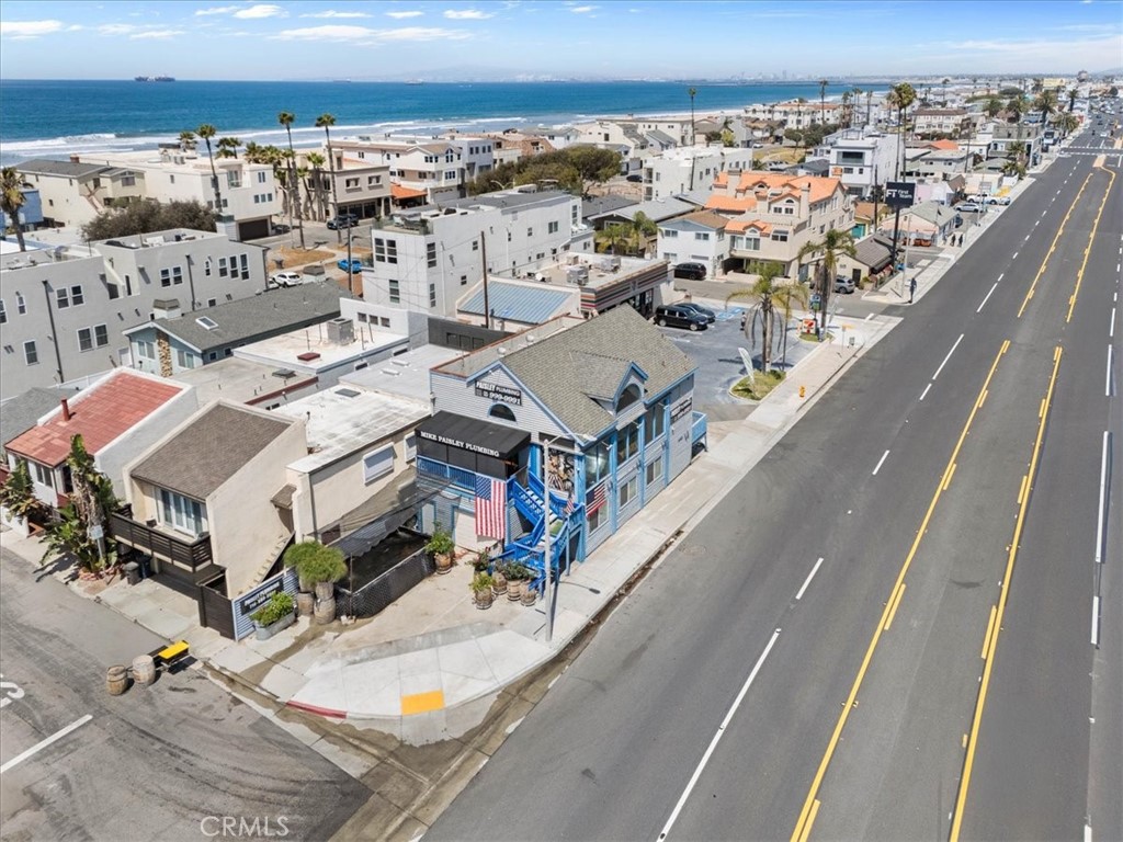 16927 Pacific Coast Property Photo 31