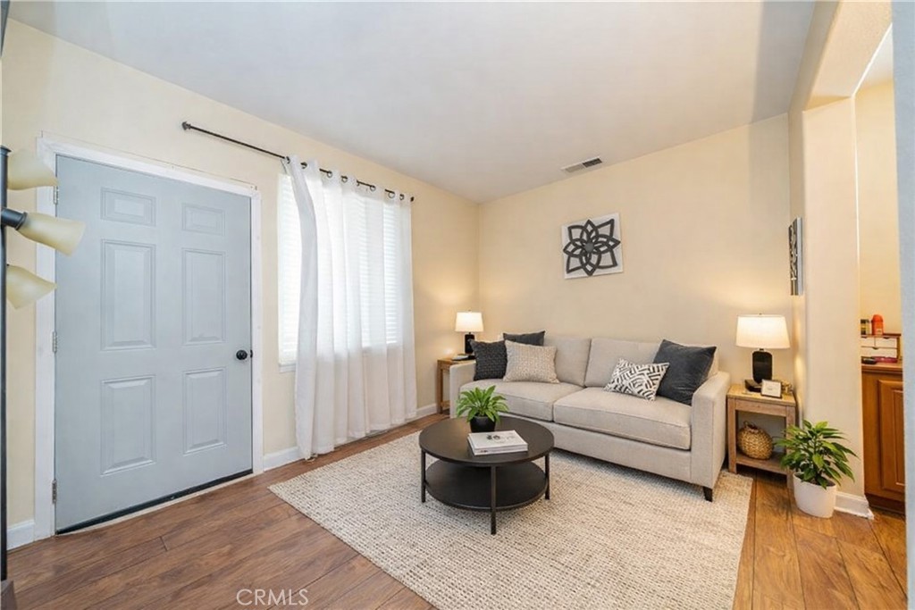 32764 Lambeth Property Photo 19