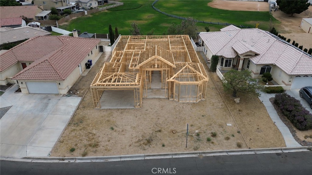 15071 Shady Elm Property Photo 1