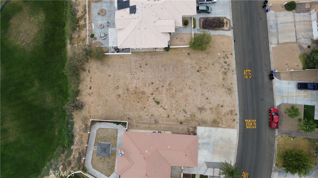 15071 Shady Elm Property Photo 6