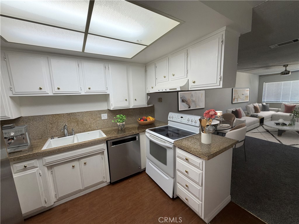 22685 Palm C Property Photo 5