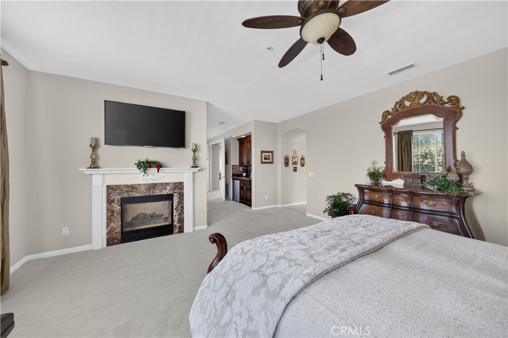 2560 Galicia Property Photo 32
