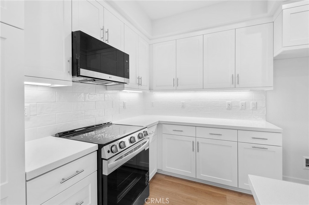 731 E Route 66 Property Photo 18