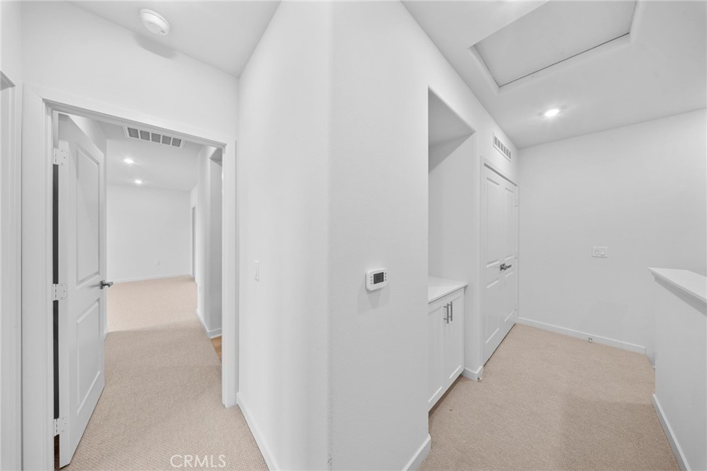 731 E Route 66 Property Photo 19