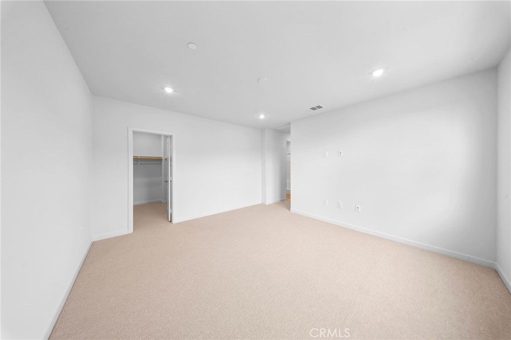 731 E Route 66 Property Photo 21